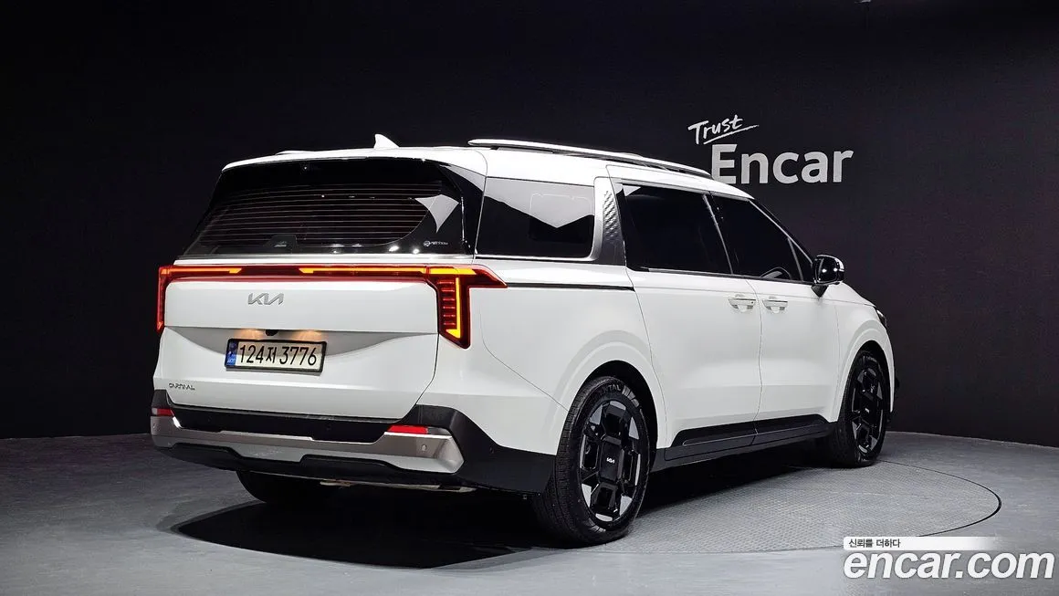 Kia Carnival 2024 из KR, фото 2