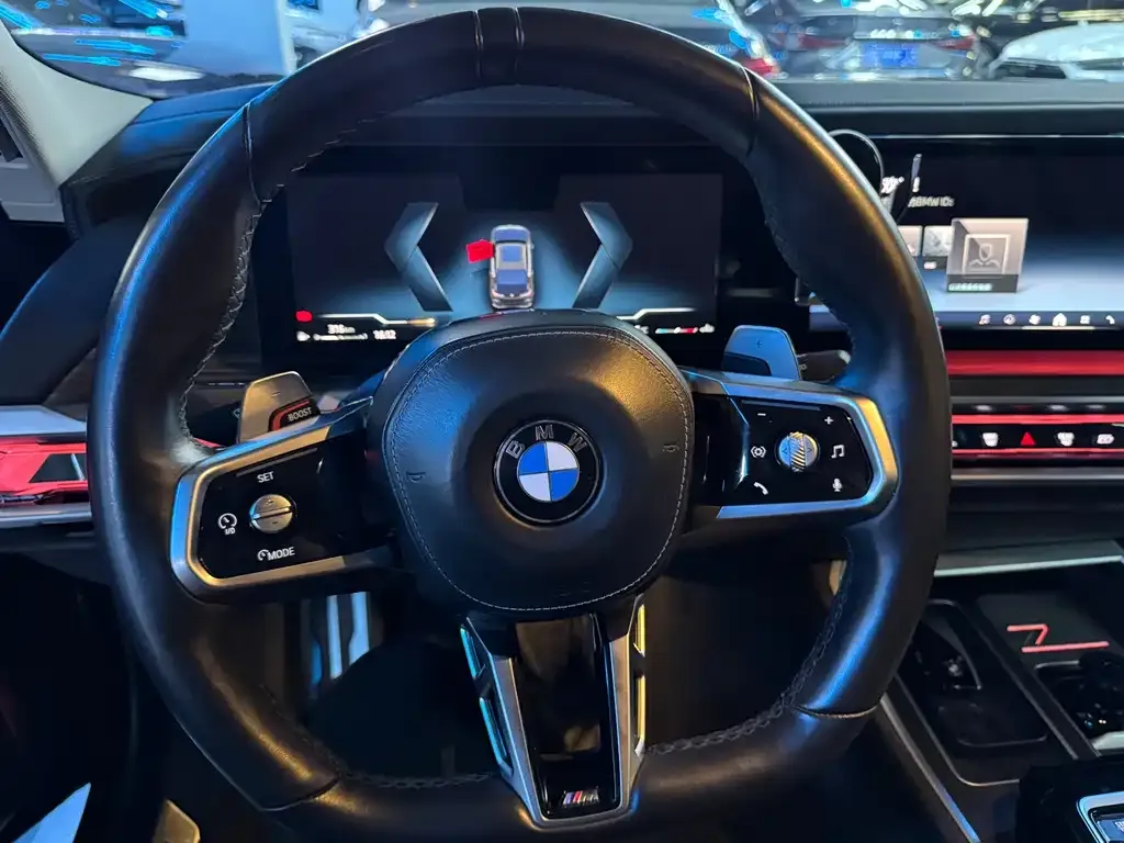 BMW 7 Series 2023 из CN, фото 2