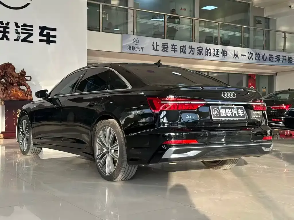 Audi A6L — фото 6