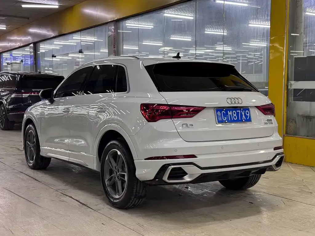 Audi Q3 — фото 5