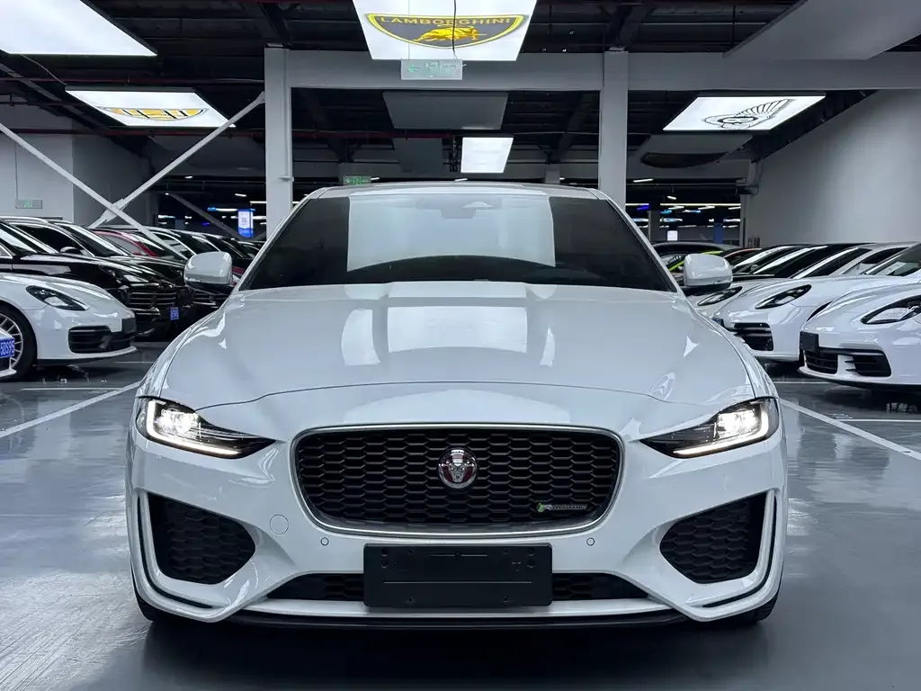 Jaguar XEL — фото 2
