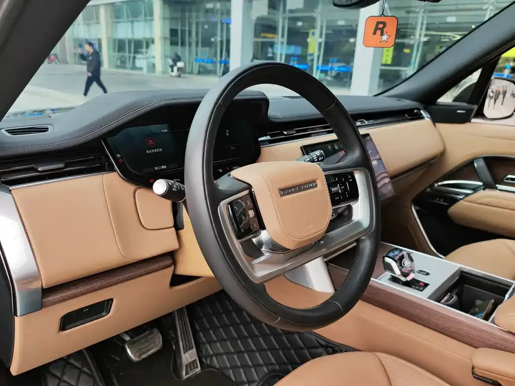 Land Rover Range Rover 2024 из CN, фото 2