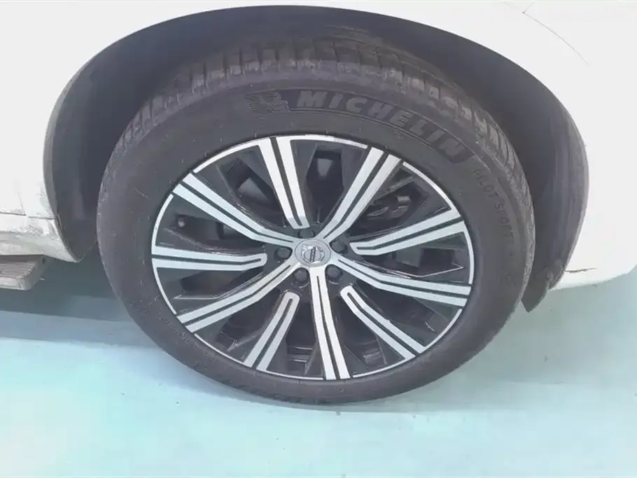 Volvo XC90 2022 из CN, фото 5