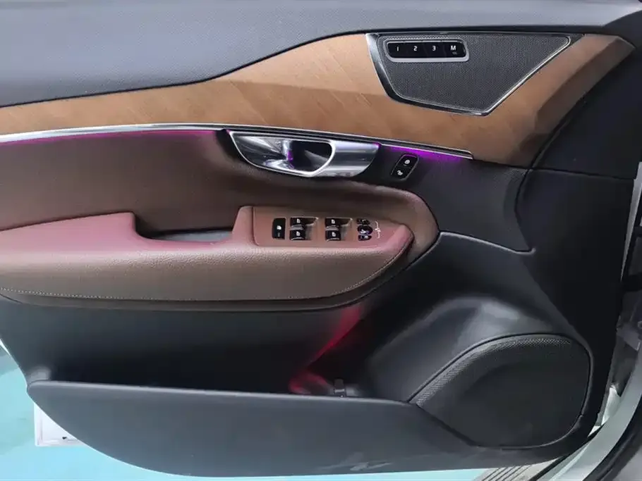 Volvo XC90 2022 из CN, фото 8