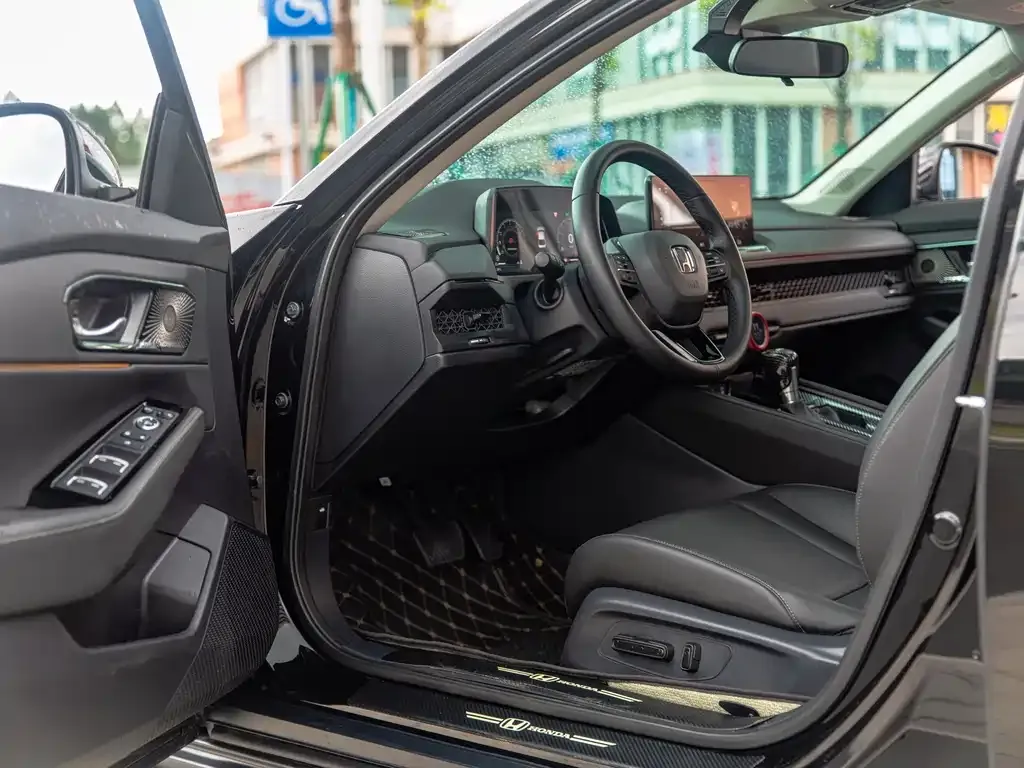 Honda Accord 2024 из CN, фото 4