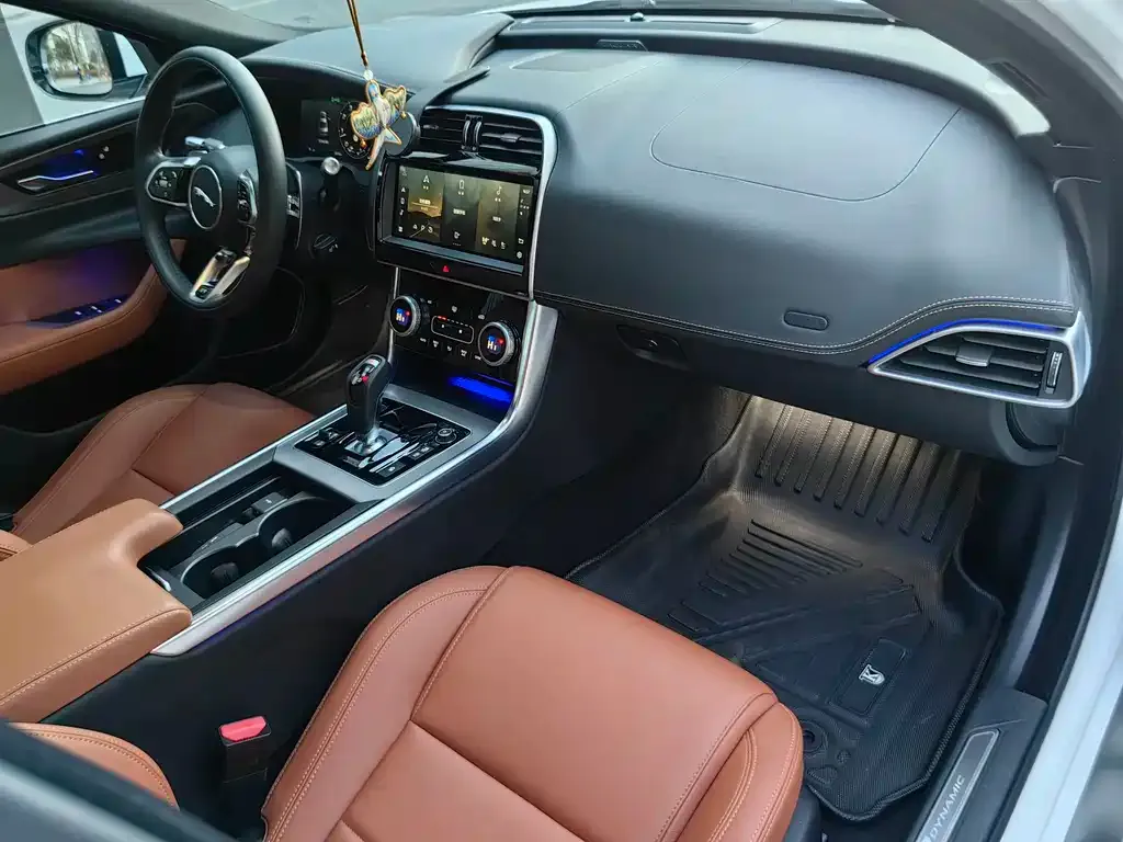 Jaguar XEL 2022 из CN, фото 5