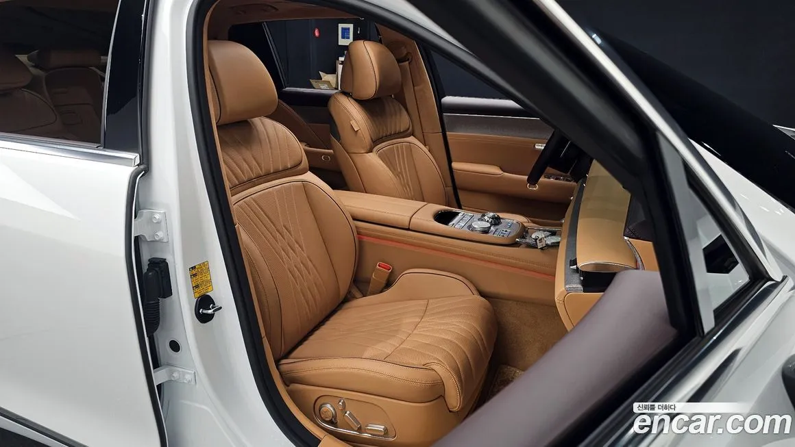 Genesis G90 — фото 10