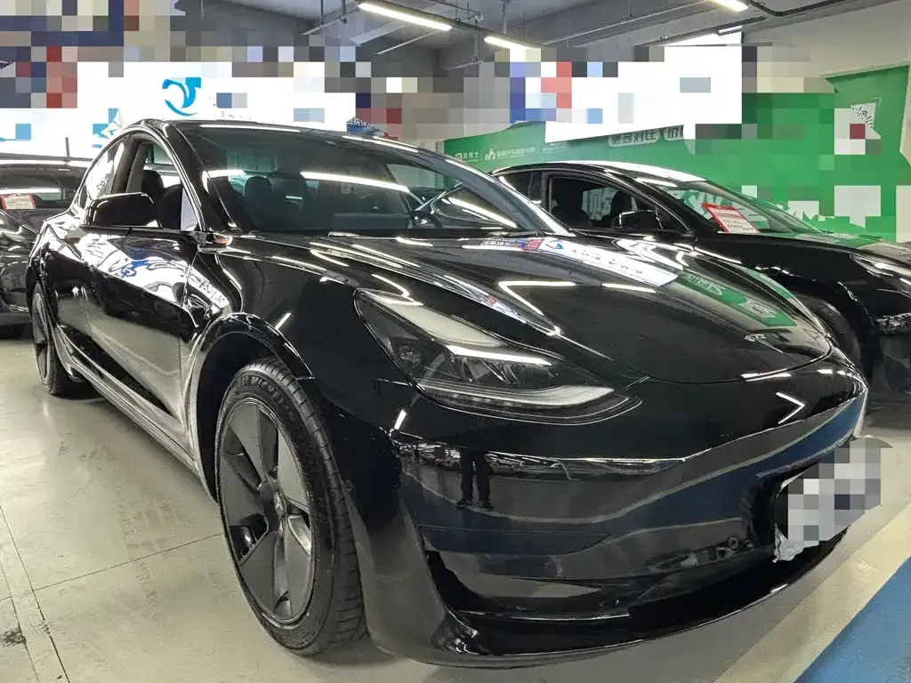 Tesla Model 3 — фото 3