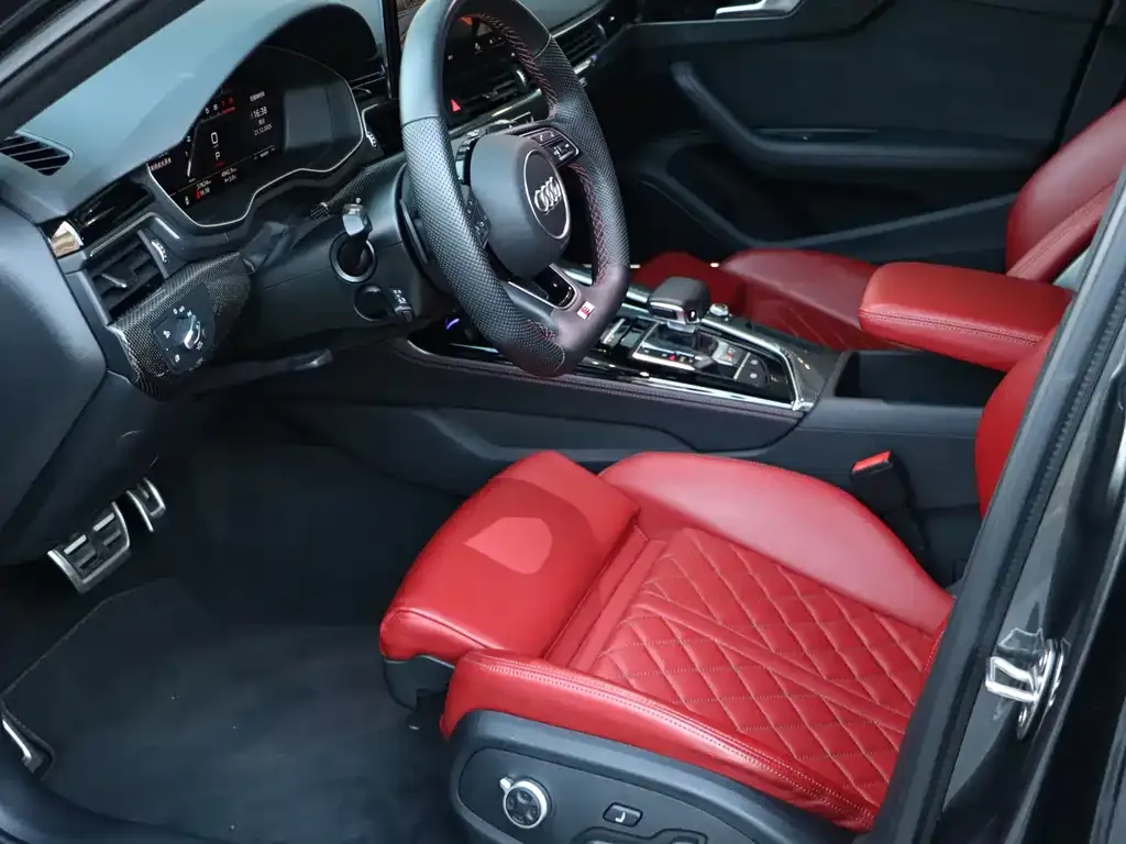 Audi S4 2023 из CN, фото 8