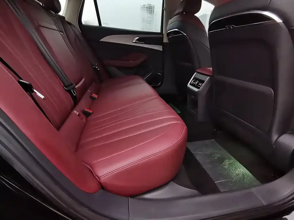 Hongqi H5 2024 из CN, фото 2