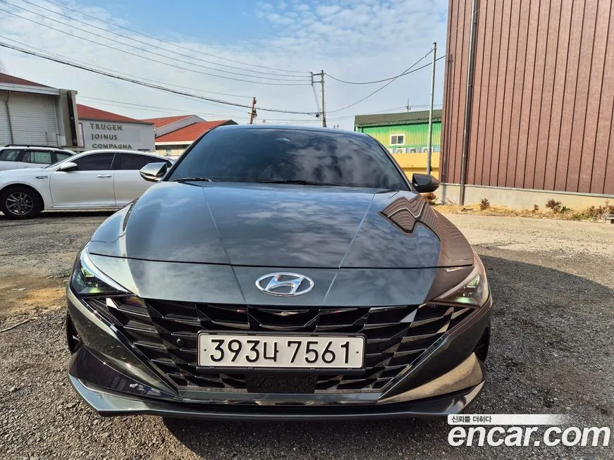 Hyundai AVANTE — фото 1