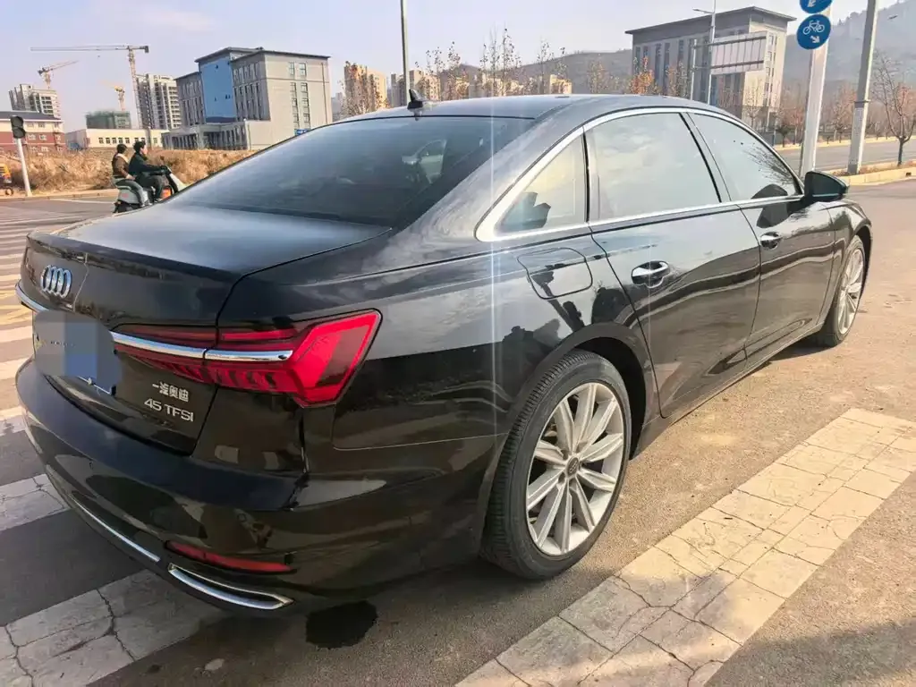 Audi A6L 2021 из CN, фото 7