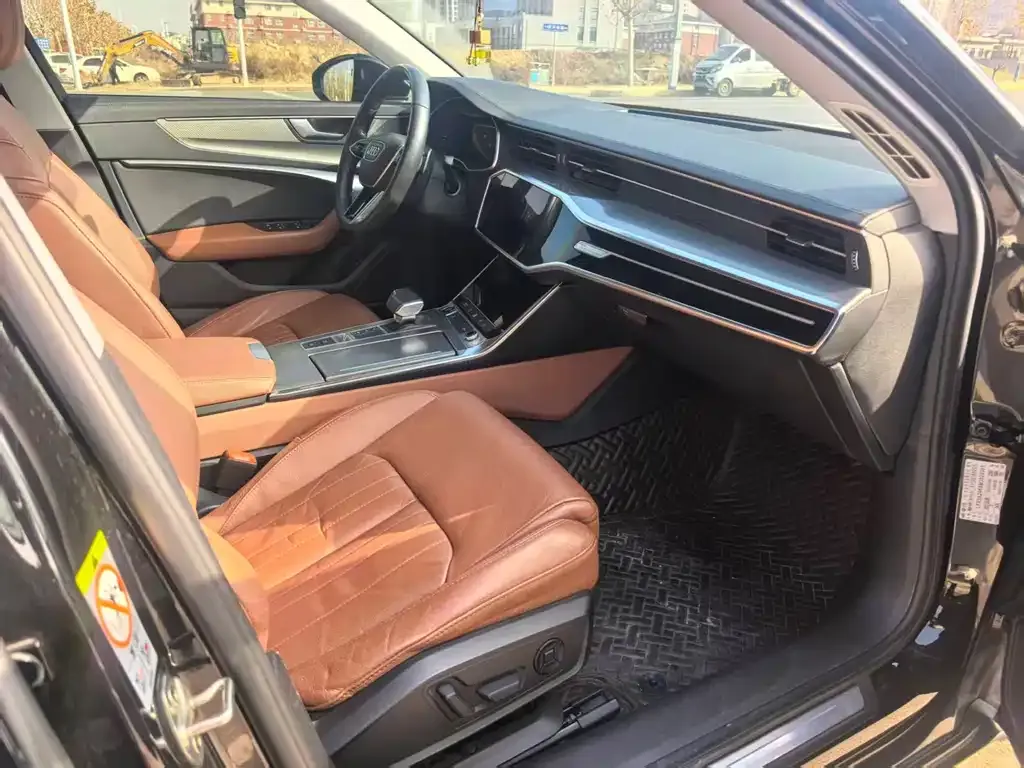 Audi A6L 2021 из CN, фото 3