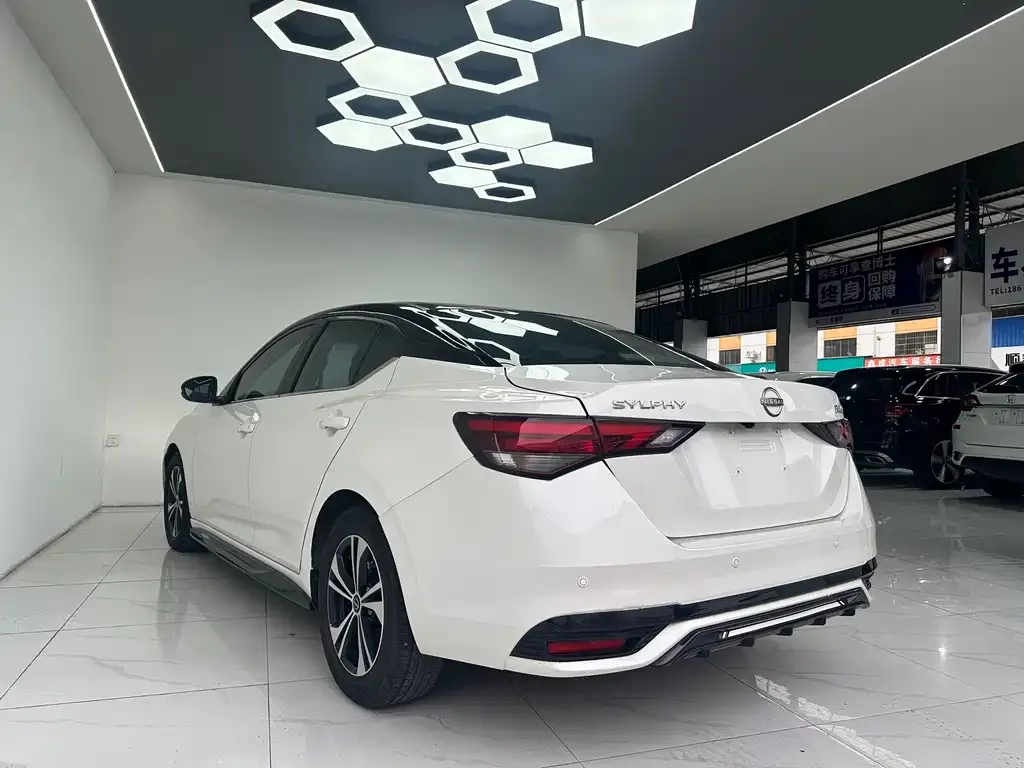 Nissan Sylphy 2023 из CN, фото 6