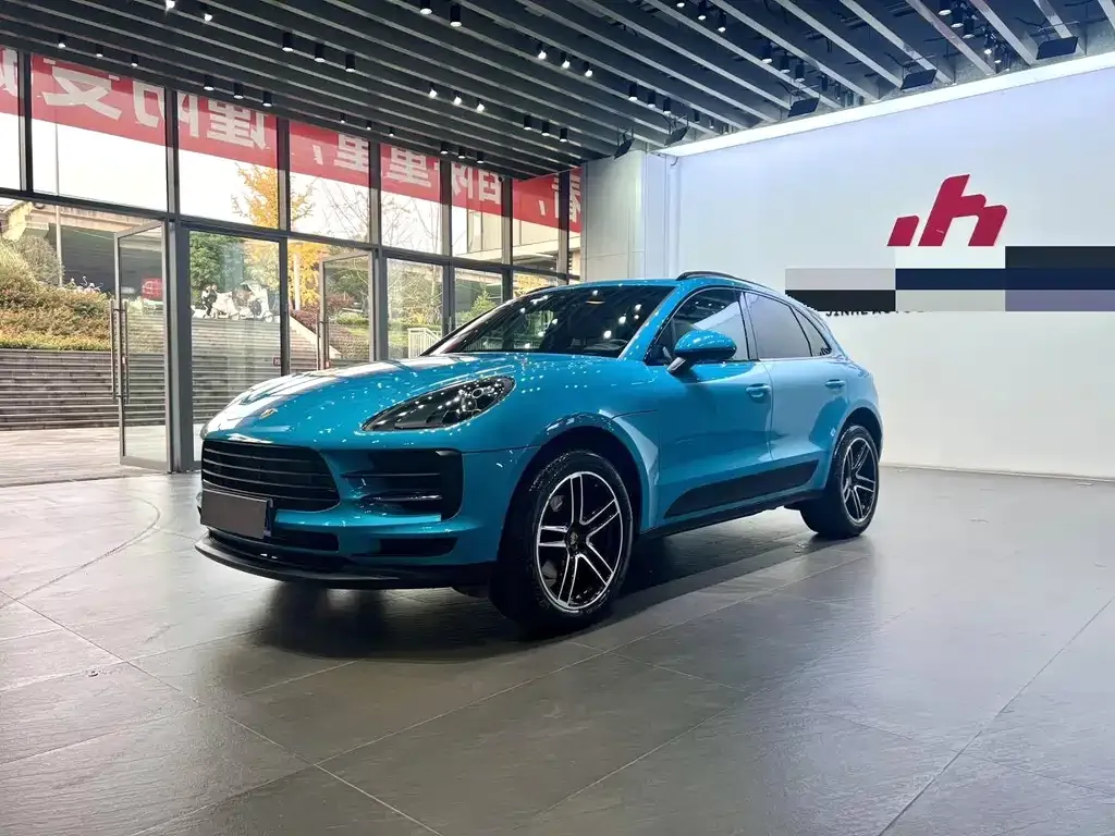 Porsche Macan — фото 1