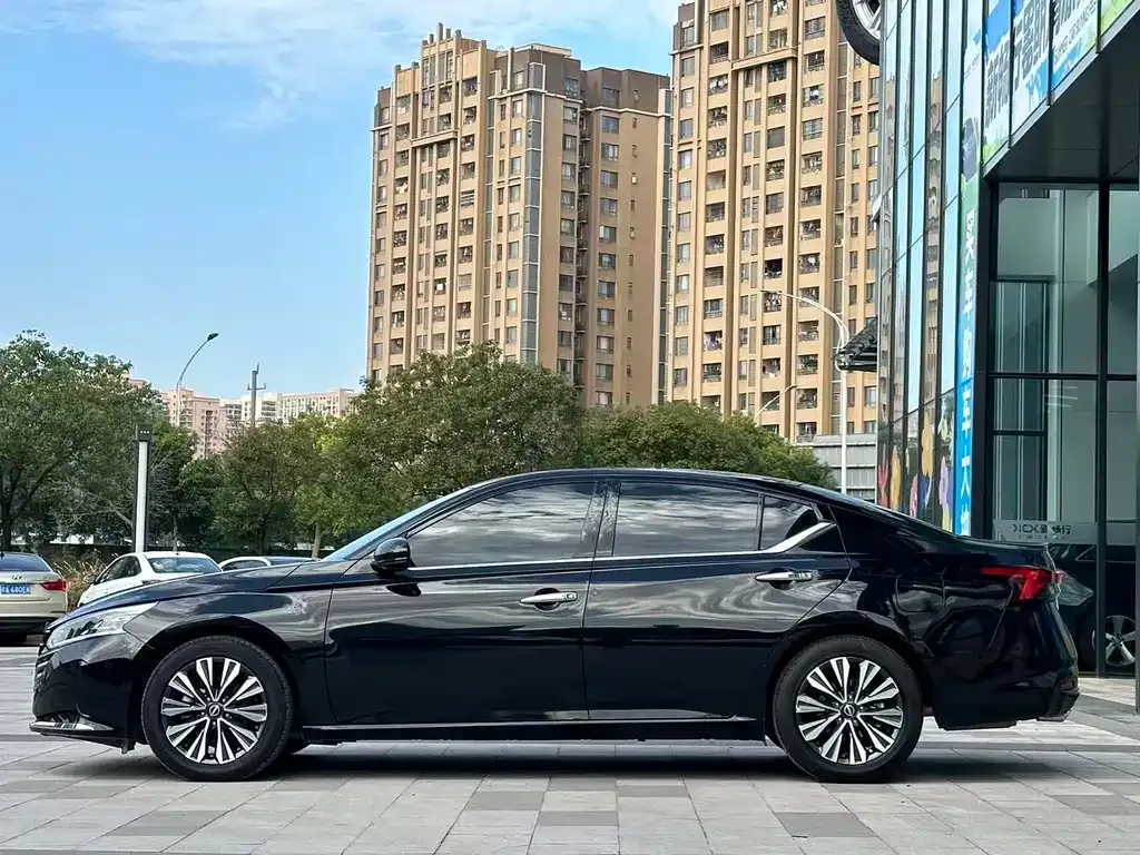 Nissan Teana — фото 4