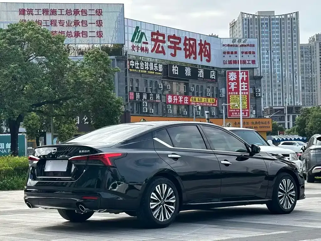 Nissan Teana — фото 7