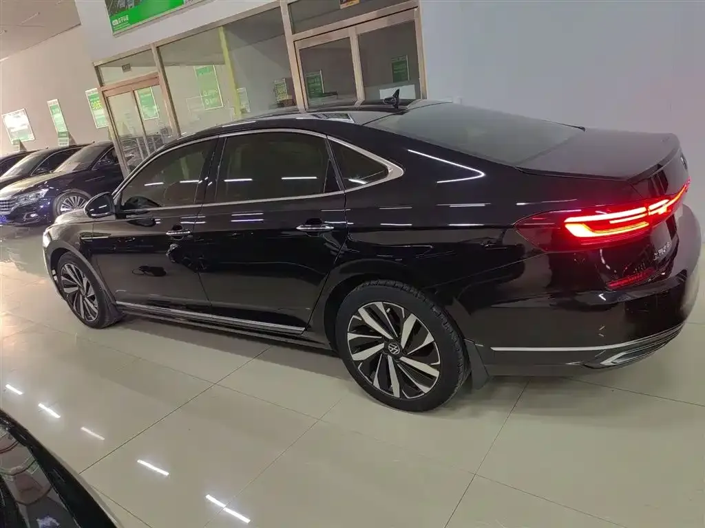 Volkswagen Passat 2022 из CN, фото 5