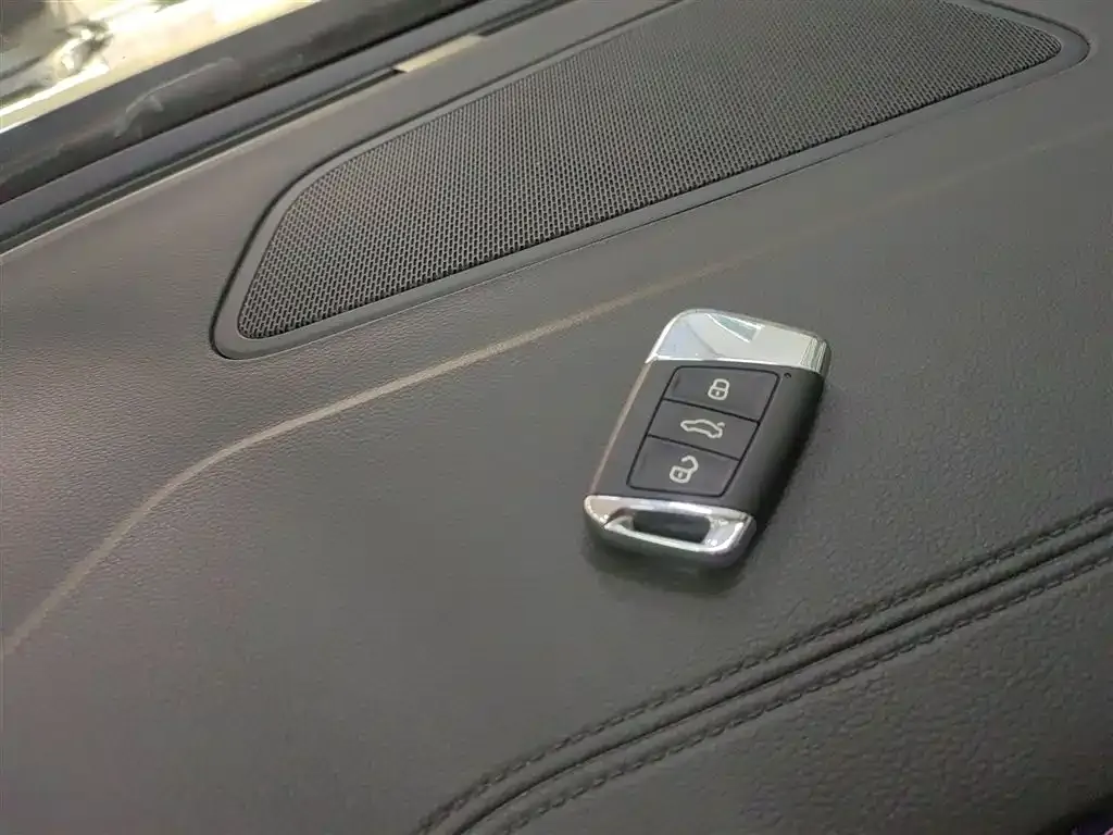 Volkswagen Passat 2022 из CN, фото 9