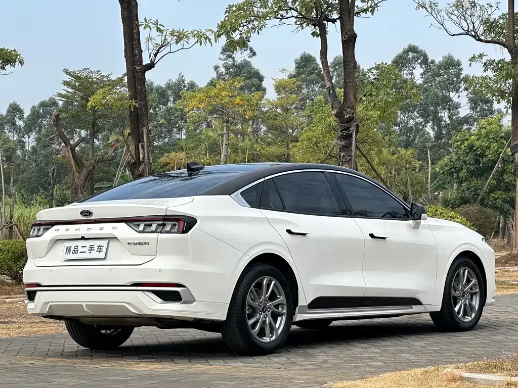 Ford Mondeo 2024 из CN, фото 4