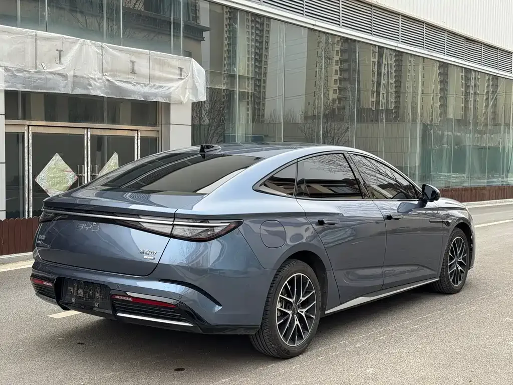 BYD Seal 07 DM-i — фото 2