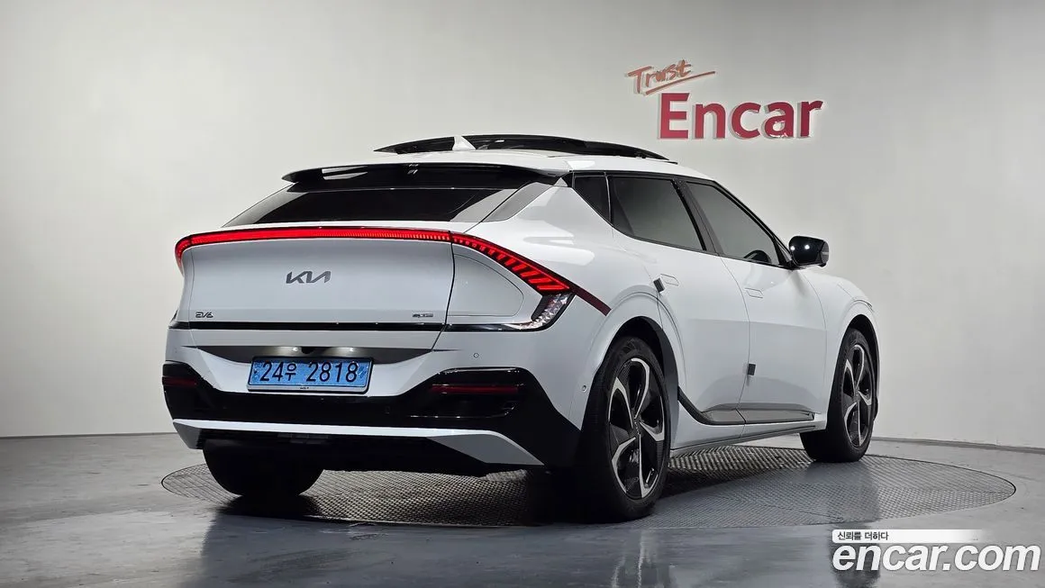 Kia EV6 — фото 3