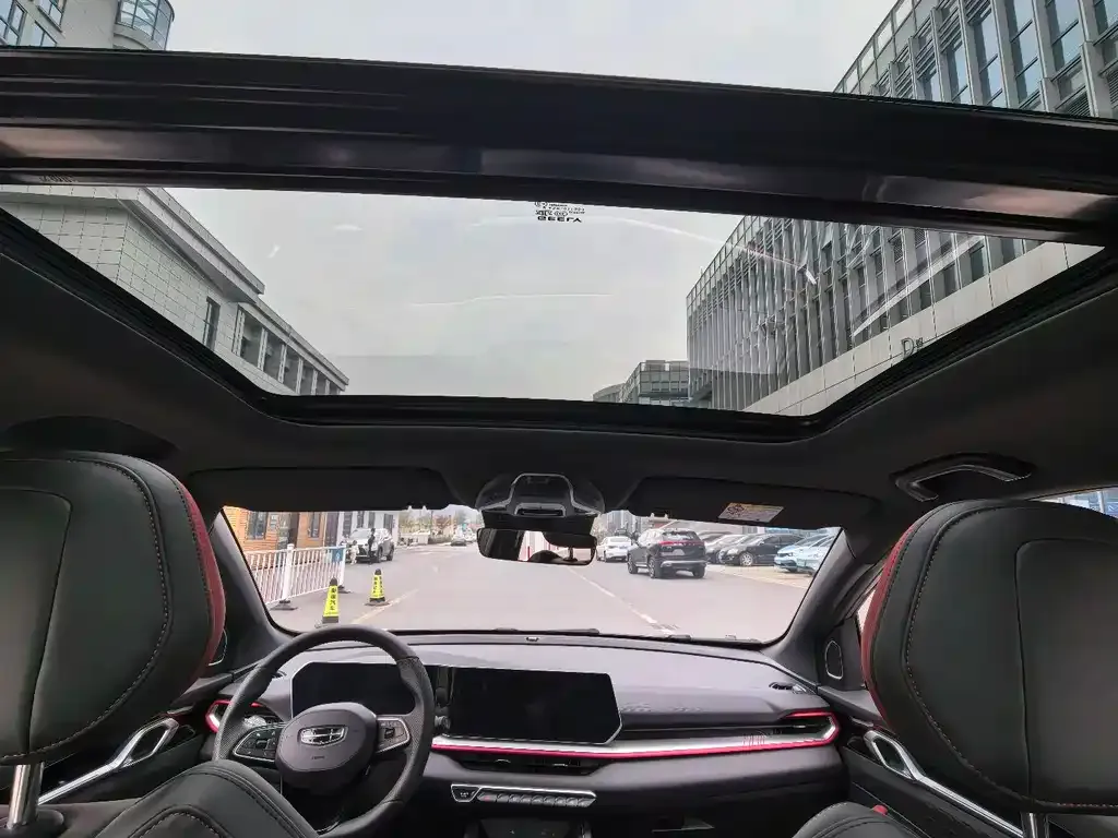Geely Binyue 2022 из CN, фото 6