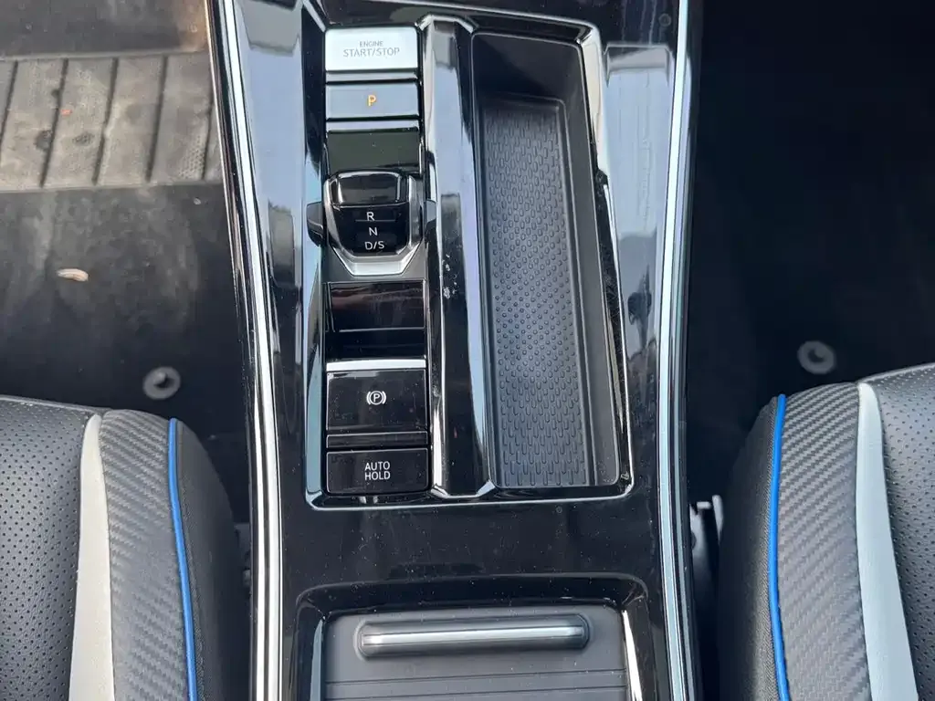 Volkswagen Lamando 2022 из CN, фото 2