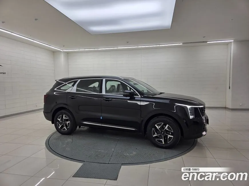 Kia Sorento — фото 6