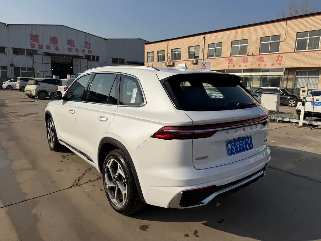 Geely Xingyue L 2025 из CN, фото 3