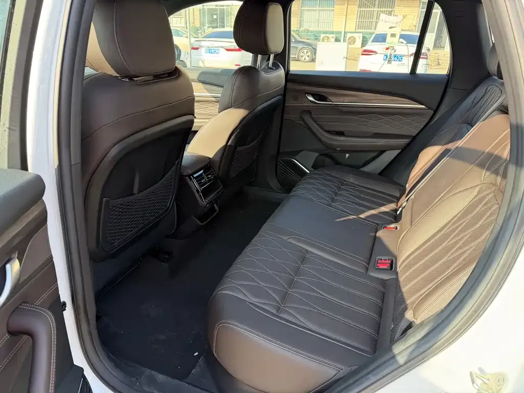 Geely Xingyue L 2025 из CN, фото 6