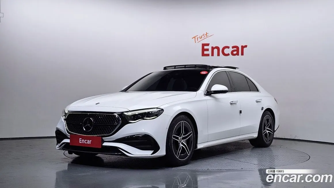 Mercedes-Benz E-Class — фото 1