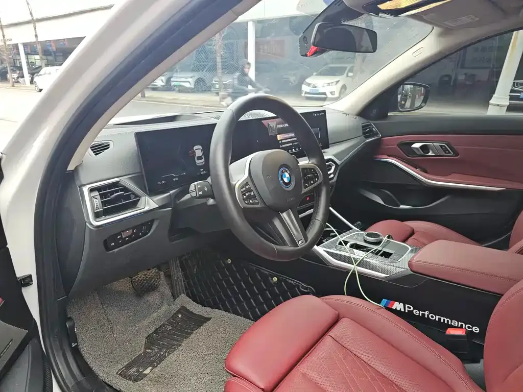 BMW i3 — фото 3