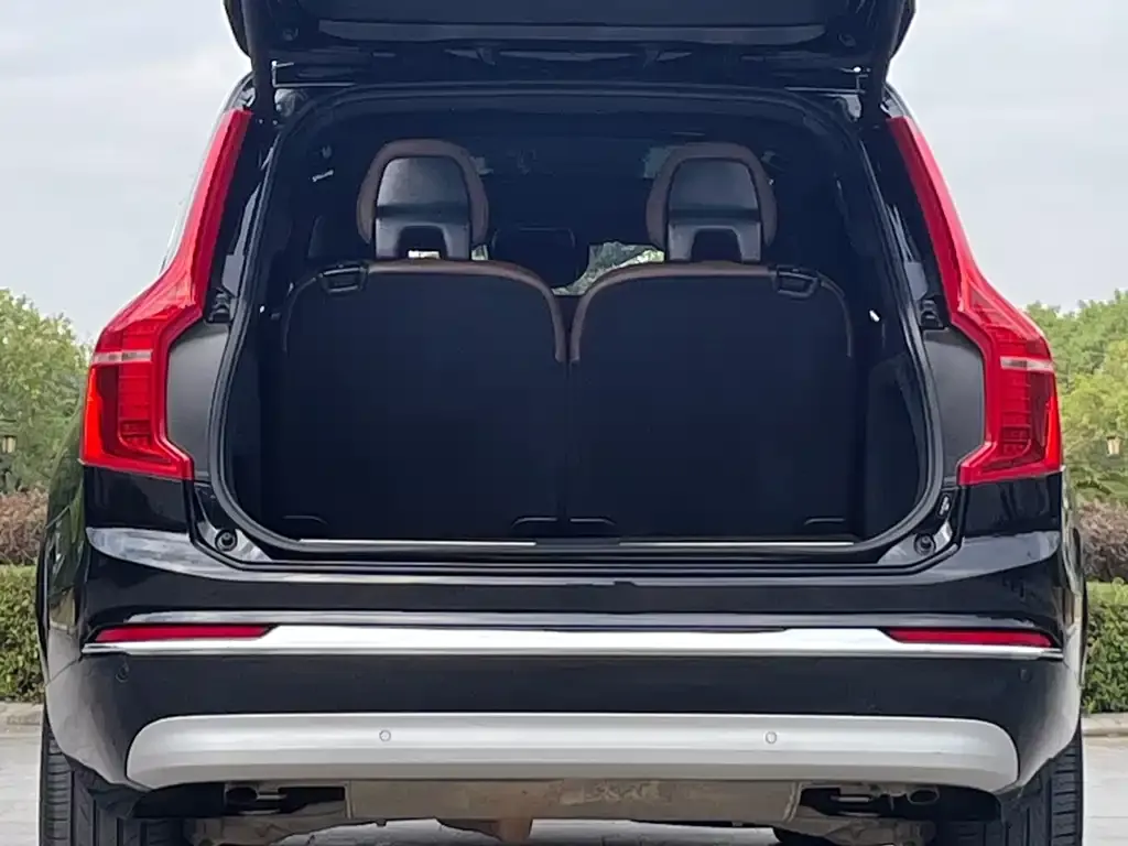 Volvo XC90 2022 из CN, фото 4