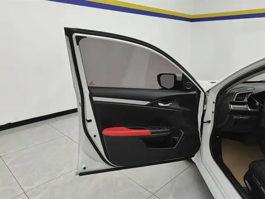 Honda Civic 2021 из CN, фото 7