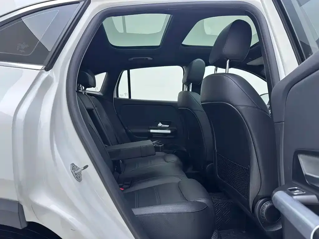 Mercedes-Benz GLA 2022 из CN, фото 10