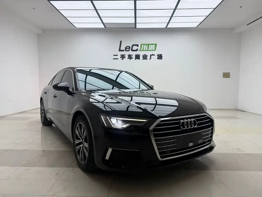 Audi A6L — фото 2