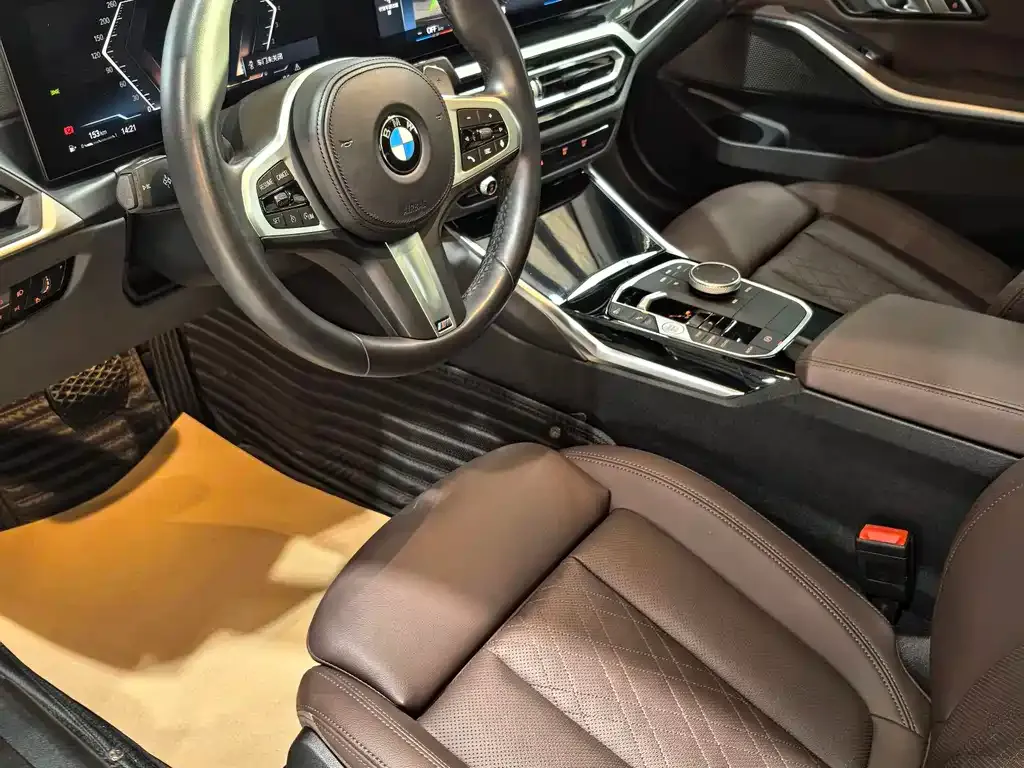 BMW 3 Series 2023 из CN, фото 3