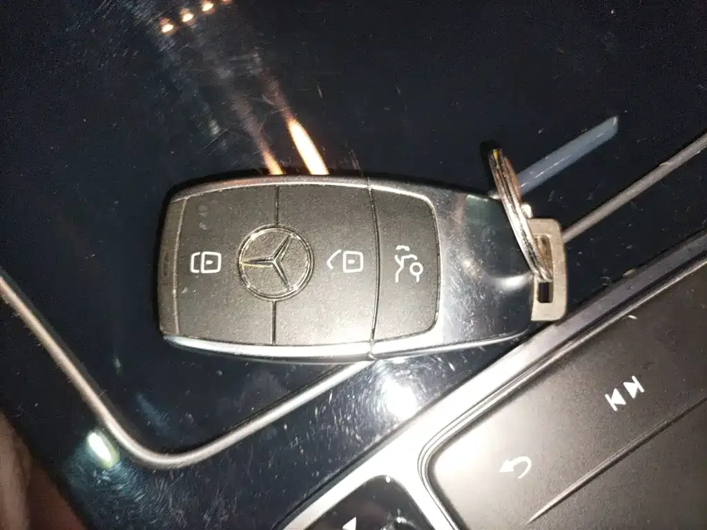 Mercedes-Benz GLC 2021 из CN, фото 10