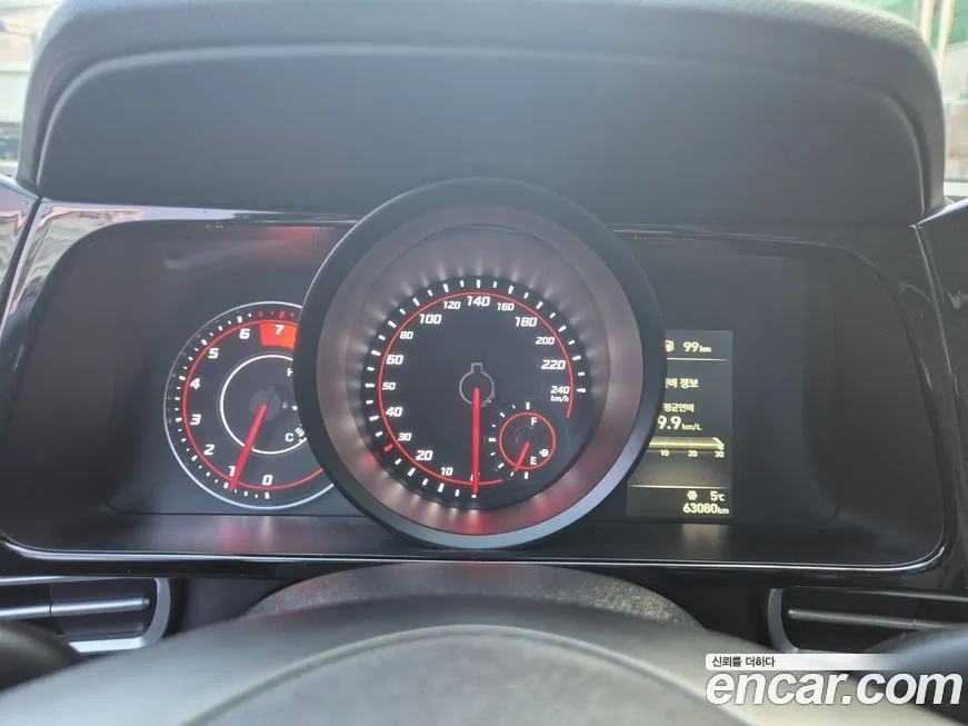 Hyundai AVANTE 2021 из KR, фото 3