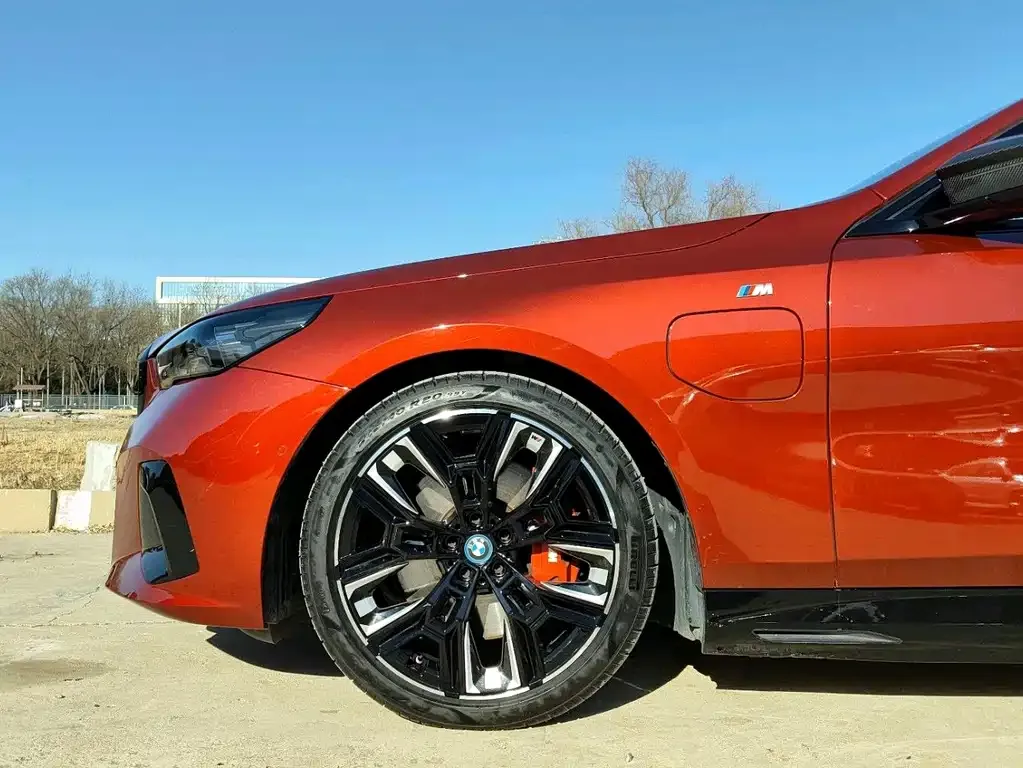 BMW i5 M60 2024 из CN, фото 9