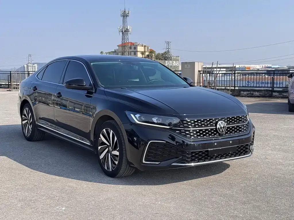 Volkswagen Passat — фото 9