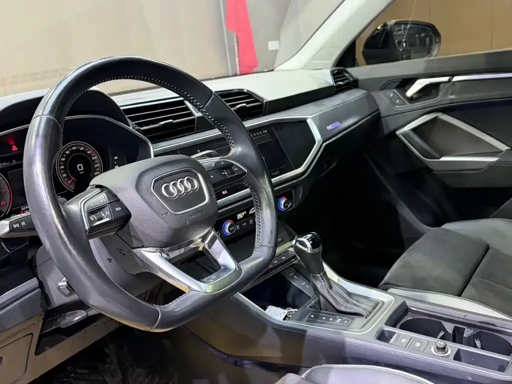 Audi Q3 2022 из CN, фото 6