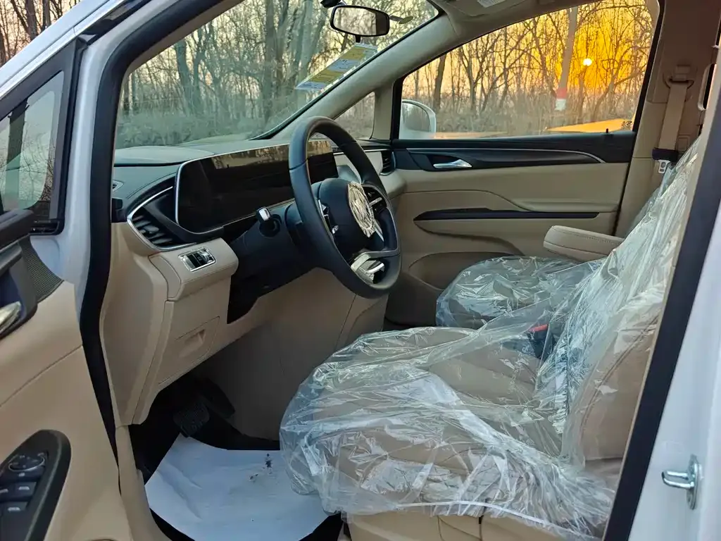 Buick GL8 2026 из CN, фото 3