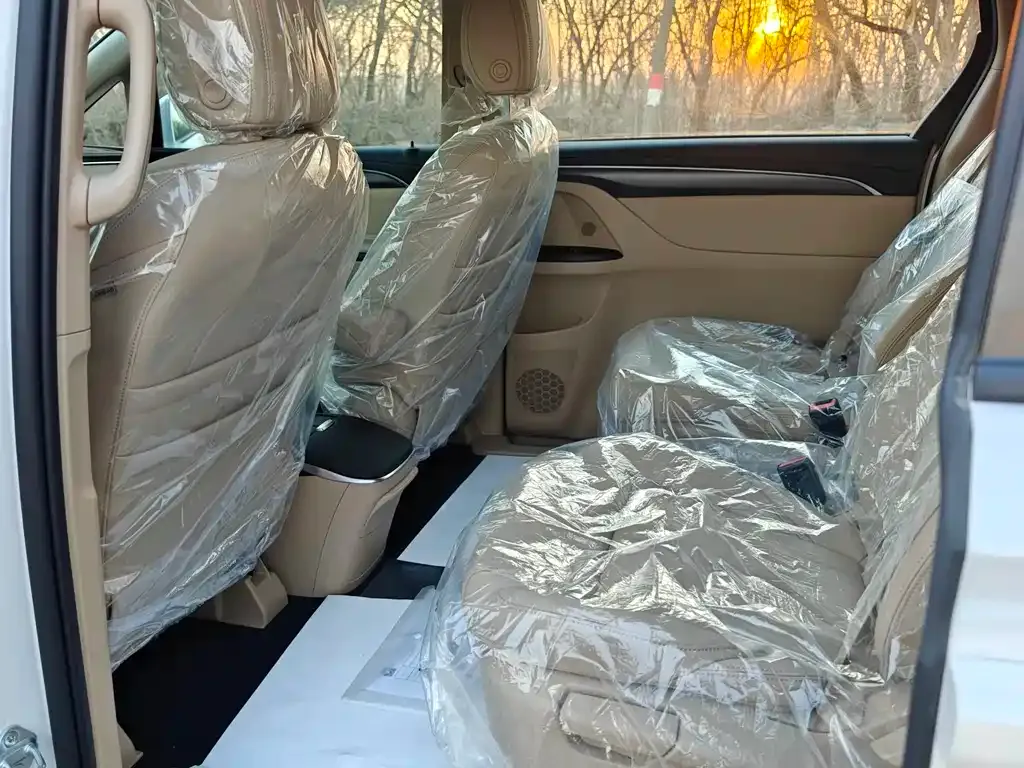 Buick GL8 2026 из CN, фото 9