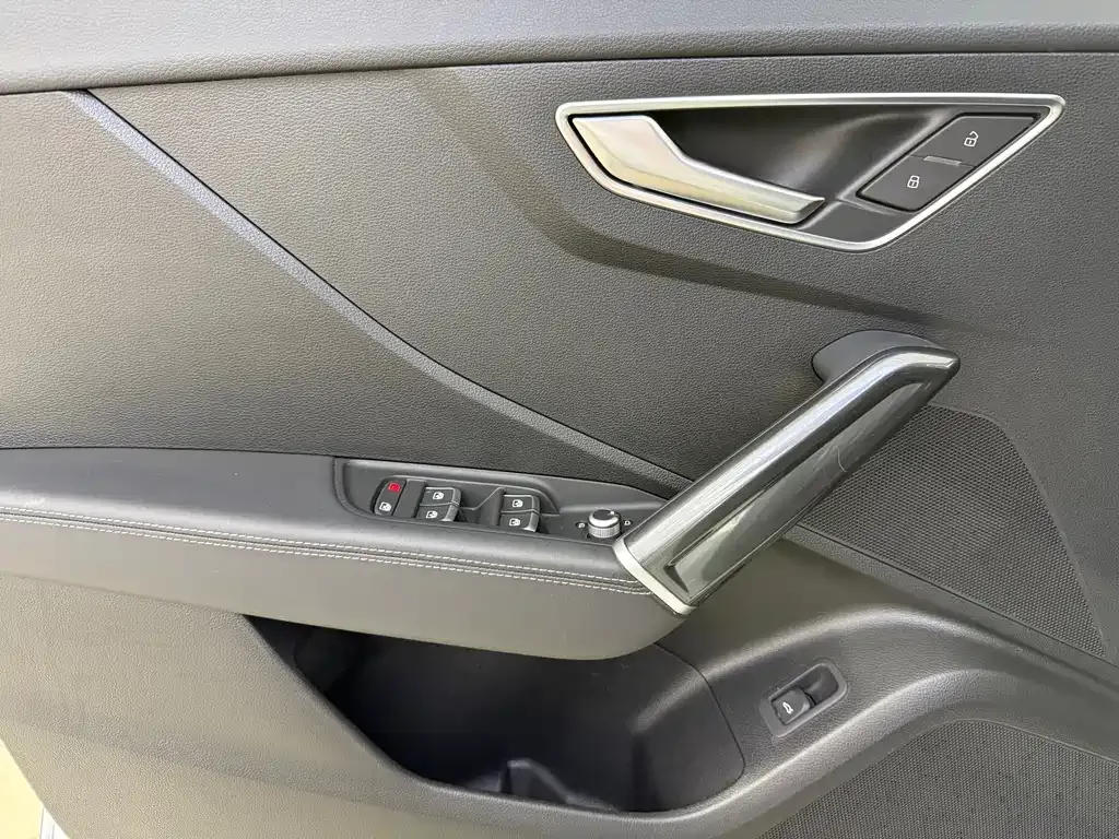 Audi Q2L 2022 из CN, фото 7