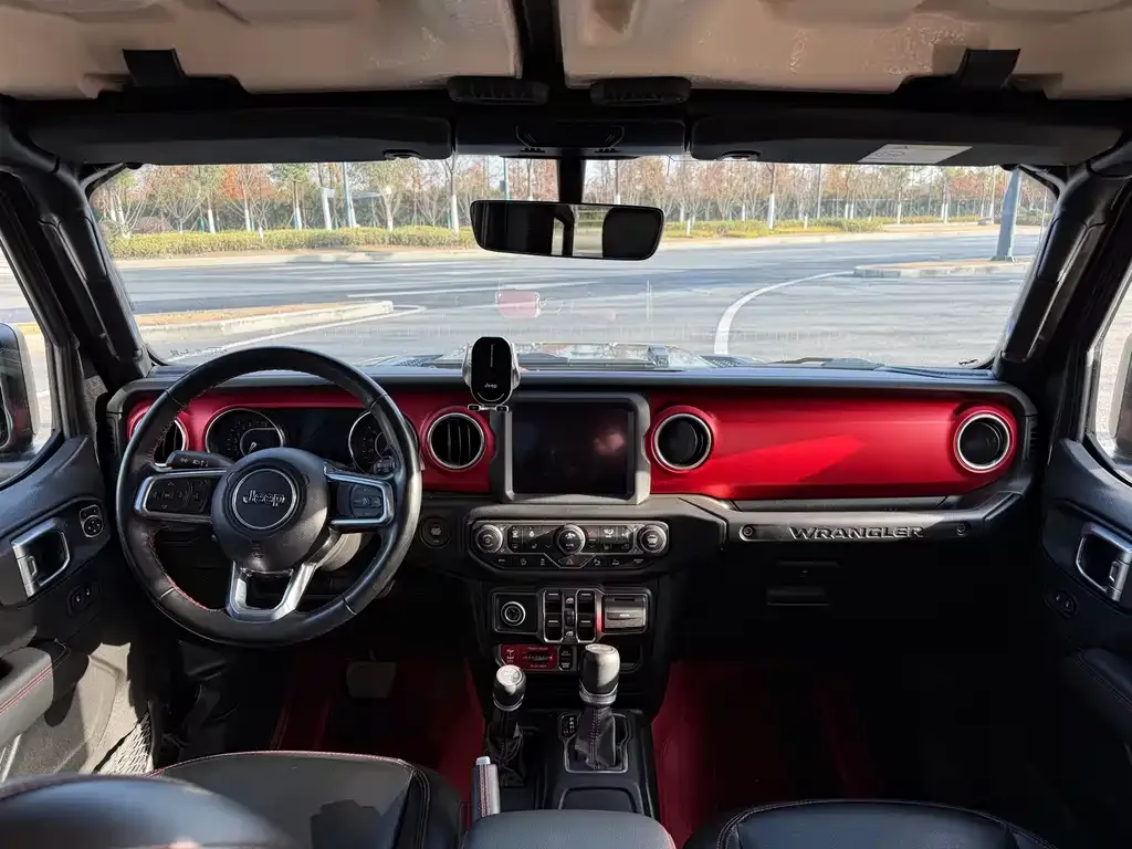 Jeep Wrangler 2021 из CN, фото 4