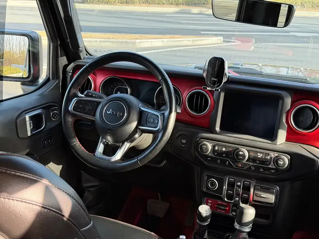 Jeep Wrangler 2021 из CN, фото 3