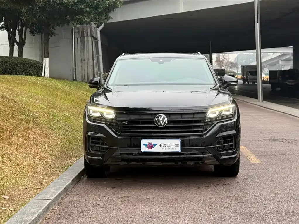 Volkswagen Touareg 2023 из CN, фото 4