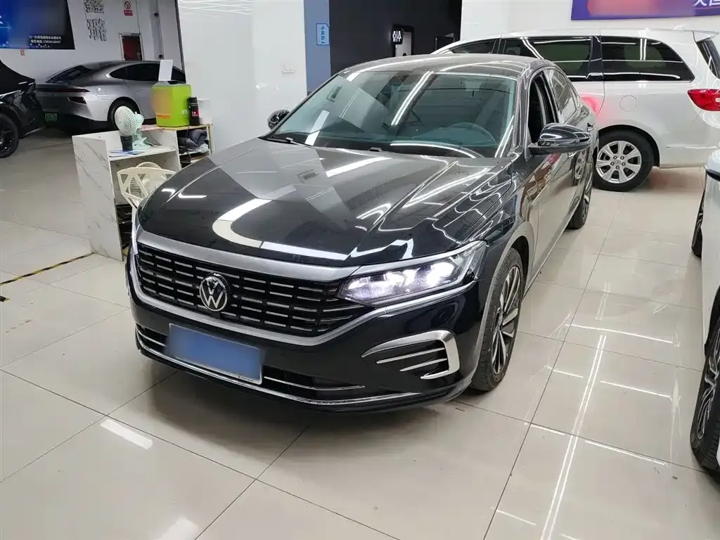 Volkswagen Passat 2023 из CN, фото 3